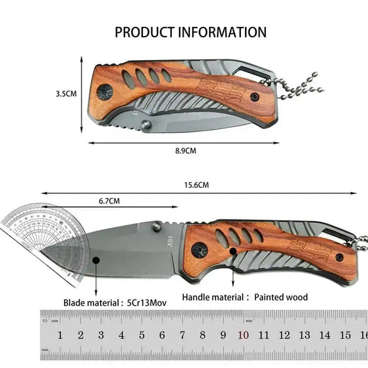 Compact everyday carry knife with ergonomic grip design