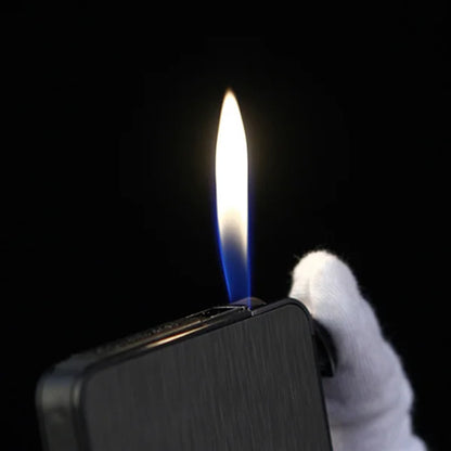 Focus cigarette case with he Spark of flame