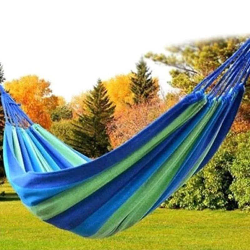 Aktive blue travel hammock made for outdoor relaxation
