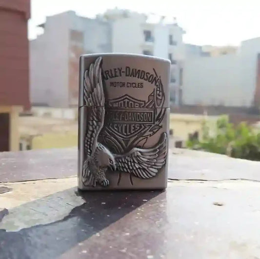 Compact Harley Davidson metal lighter for smokers and collectors